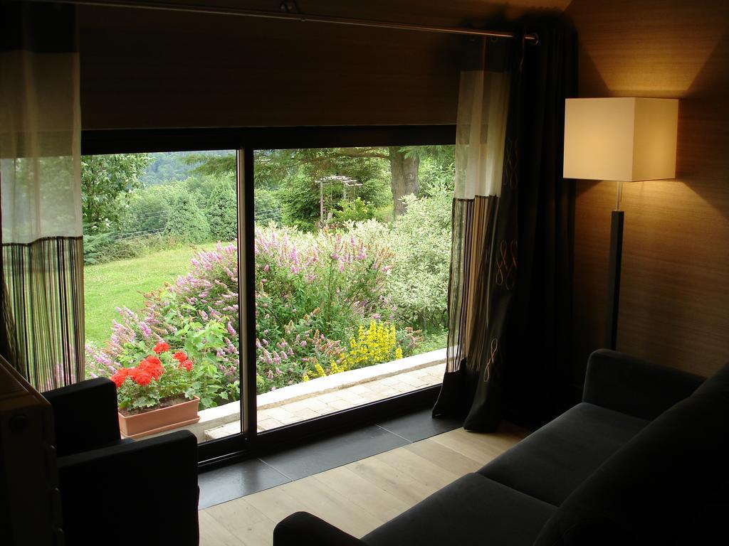 Hotel Restaurant Les Alisiers Lapoutroie Room photo